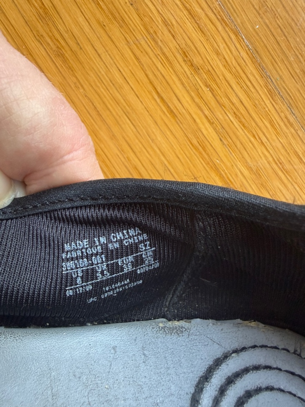Nike Women’s Black Slip-On Ballerinas + Nike Black/Pink Ballerinas (2pr/1price!) - Picture 6 of 12